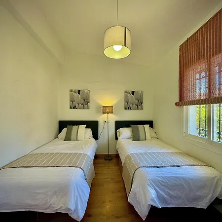 Downtown El Mirador By Homing Apartment